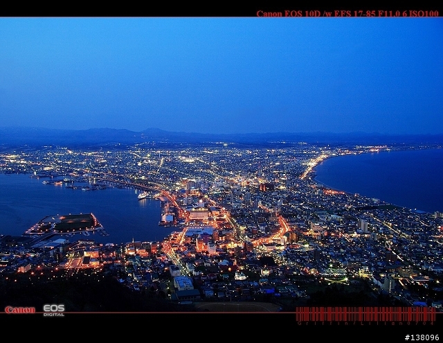 更新實際夜景長曝照片:還在找方便好用的旅行用腳架嗎...看看這隻吧 Slik Sprint Pro 3-way 更新實際夜景長曝照片.