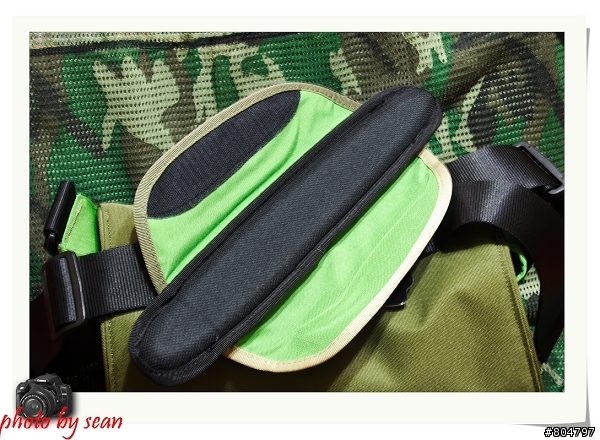 分享 澳洲"小野人"...Crumpler 6 Million 相機包