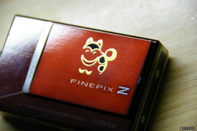不專業FUJIFILM FinePix Z100fd開箱文