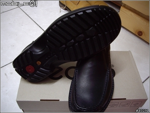 ecco休閒鞋