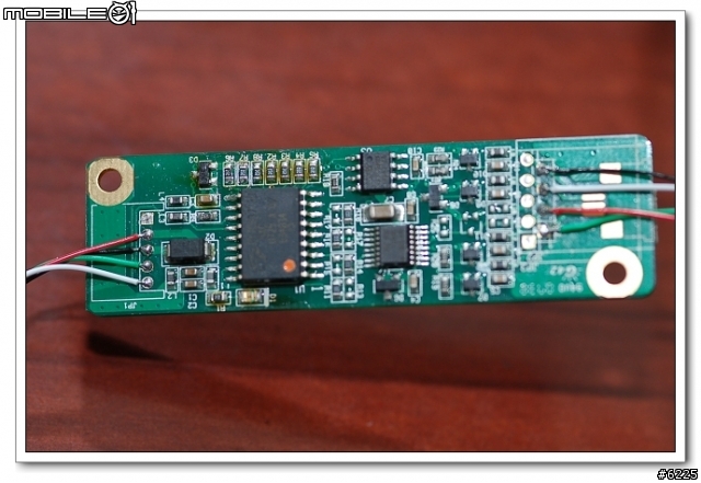 新手改EPC 4G SURF +USB HUB+藍芽+8G隨身碟+觸控螢幕