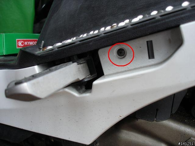 鐵克諾Techno GT 150-空氣濾清器更換教學