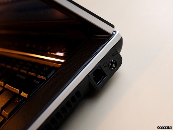 大容量新體驗 - ASUS V1S 勸敗入手