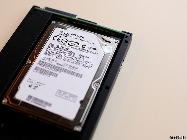 大容量新體驗 - ASUS V1S 勸敗入手