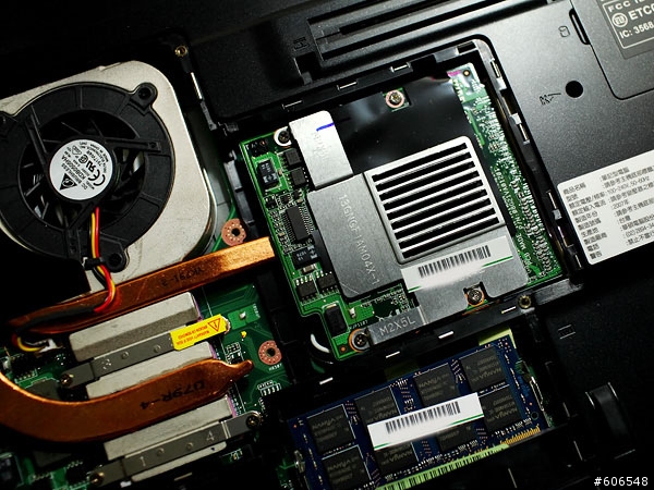 大容量新體驗 - ASUS V1S 勸敗入手