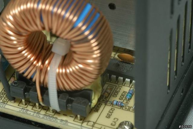 PC Power & Cooling SILENCER 470W電源供應器簡介及測試