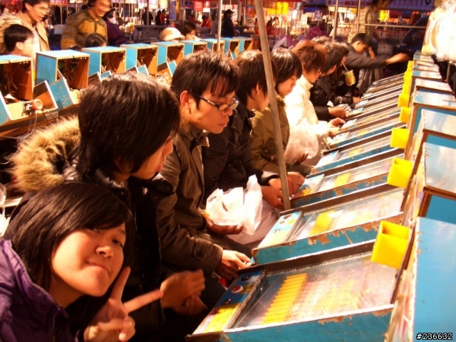 〃11人8台車瘋狂騎機車環島9日遊〃歐都邁兔台玩~!