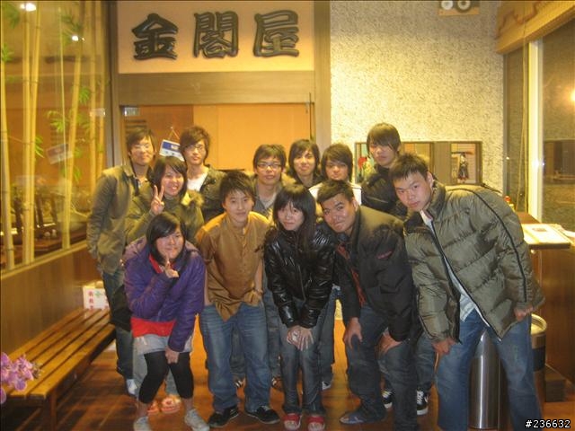 〃11人8台車瘋狂騎機車環島9日遊〃歐都邁兔台玩~!