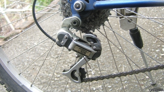 野人獻曝,分享一台少見的腳踏車!這應該算是公路車吧!!!