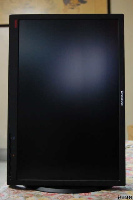 冷門的選擇 Lenovo ThinkVision L220x