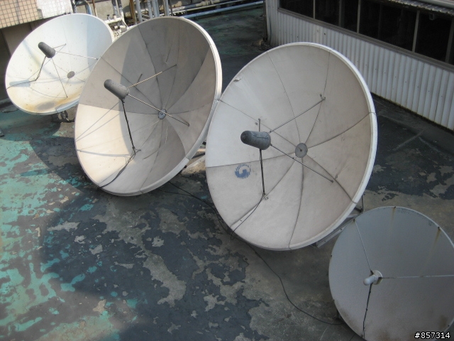 新日本無線電公司出品3.7m衛星天線施工