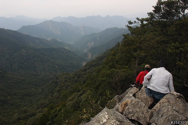 和平:小百岳~稍來山、鳶嘴山、稍來南峰