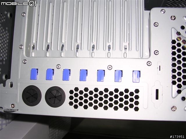 「開箱」酷大師 CM 690 與 海盜 HX520W 東力奇 3.5"雙介面 外接盒