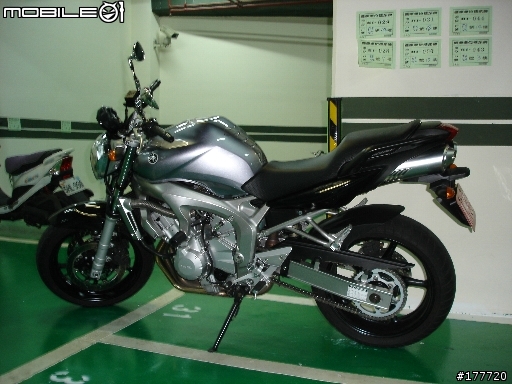 夢想成真 : 小鐵-FZ6N開"箱"文...開"車"文?!