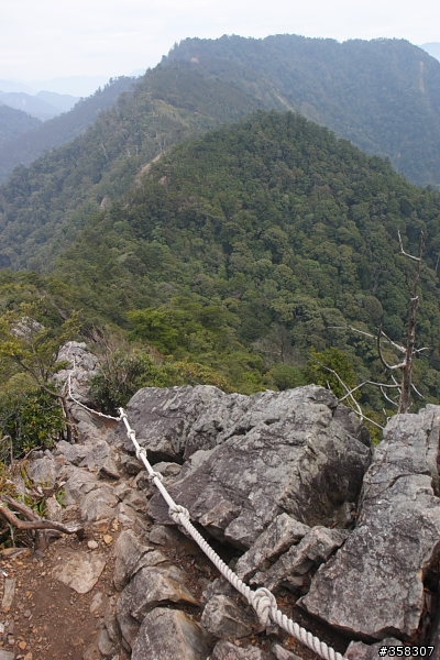 和平:小百岳~稍來山、鳶嘴山、稍來南峰