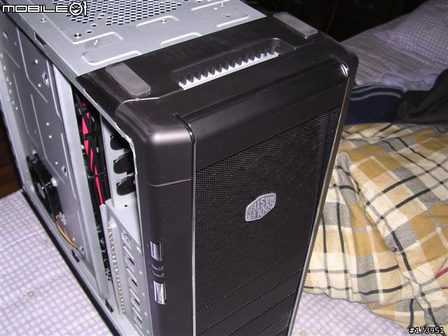 「開箱」酷大師 CM 690 與 海盜 HX520W 東力奇 3.5"雙介面 外接盒