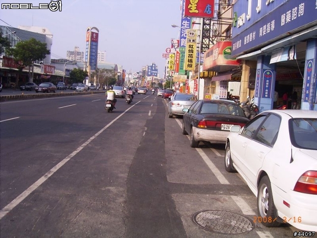 台南市民有福了..免費建構的市區自行車道..