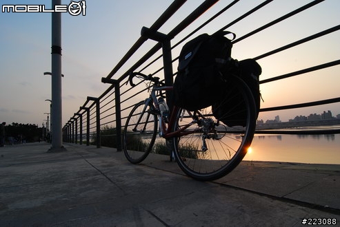 Carryme std 入手心得 + 捷運小抱怨