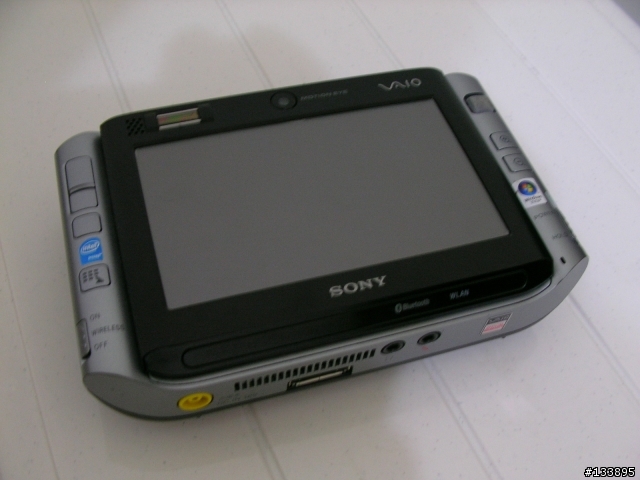 SONY UX 系列電腦車架----整合擴充基座和吸入式DVD