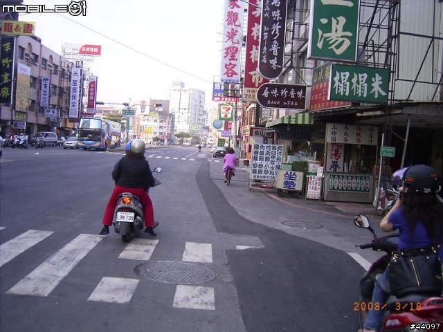 台南市民有福了..免費建構的市區自行車道..