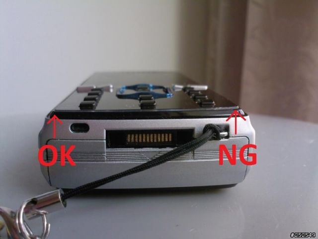 我的K850鍵盤掀起來電源鍵也凹下去了