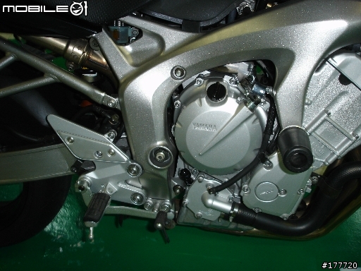 夢想成真 : 小鐵-FZ6N開"箱"文...開"車"文?!