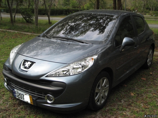 <分享> 我家女王的新玩具 Peugeot 207 sports 汽油版