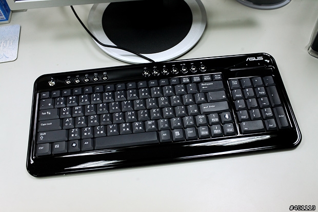 超Mini主機~*ASUS CS5110簡介