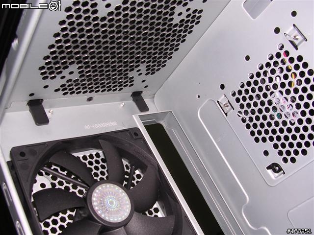 「開箱」酷大師 CM 690 與 海盜 HX520W 東力奇 3.5"雙介面 外接盒
