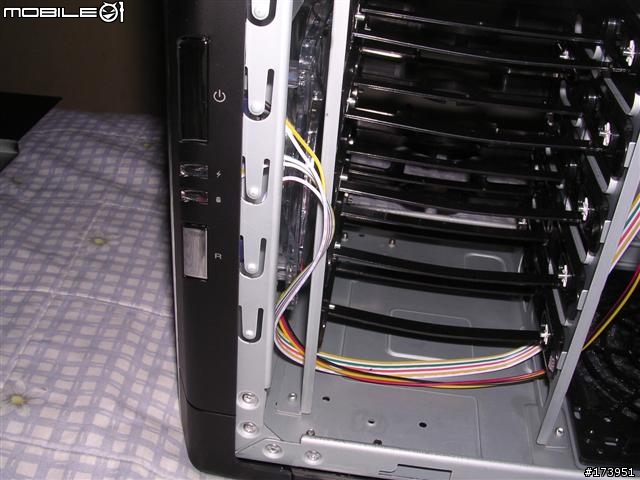 「開箱」酷大師 CM 690 與 海盜 HX520W 東力奇 3.5"雙介面 外接盒