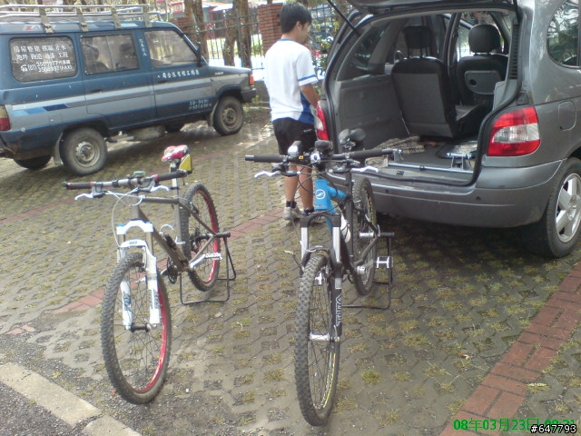 單車溯溪行