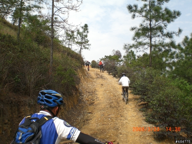 廣東佛山的台勞 騎行佛山第一峰 行程分享