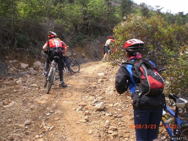 廣東佛山的台勞 騎行佛山第一峰 行程分享
