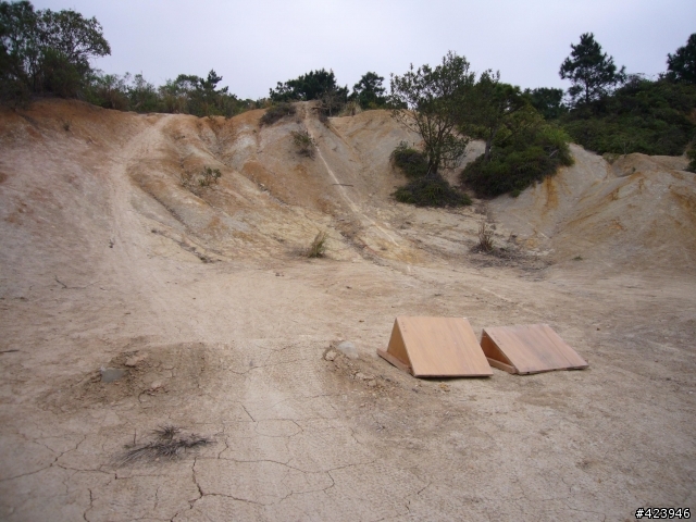社子島貨車幫之丹鳳山碗型廣場小跳台