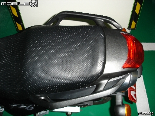 夢想成真 : 小鐵-FZ6N開"箱"文...開"車"文?!