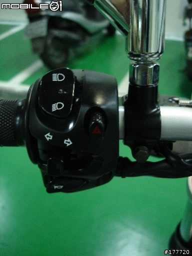 夢想成真 : 小鐵-FZ6N開"箱"文...開"車"文?!