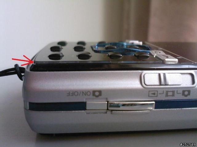 我的K850鍵盤掀起來電源鍵也凹下去了