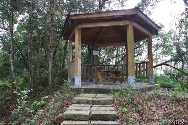 魚池尖登山步道