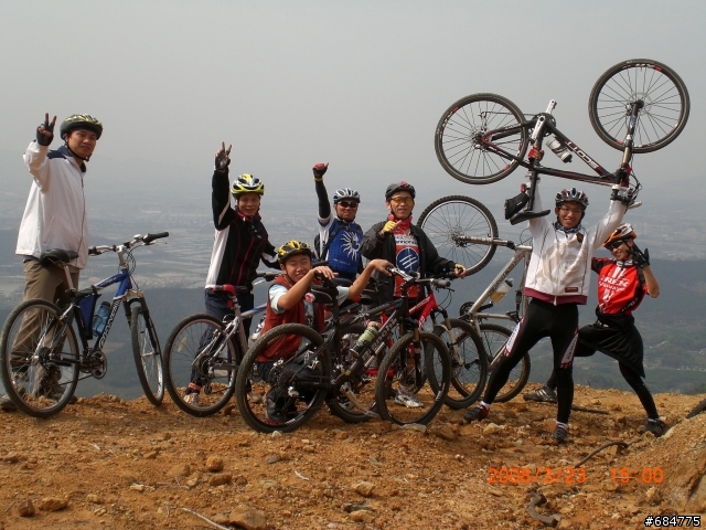 廣東佛山的台勞 騎行佛山第一峰 行程分享
