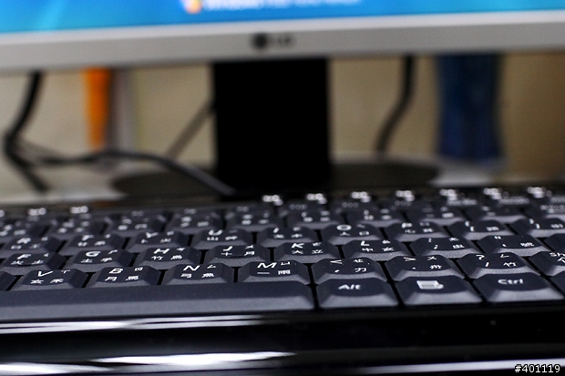 超Mini主機~*ASUS CS5110簡介