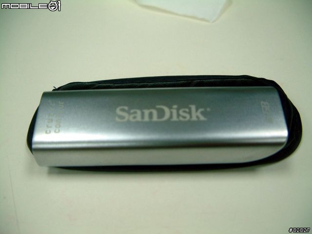 不專業的分享文~SanDisk 8G旗艦級隨身碟Cruzer Contour
