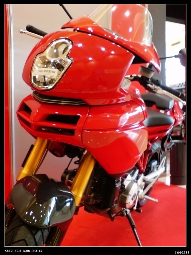 K810i拍車展