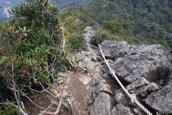 和平:小百岳~稍來山、鳶嘴山、稍來南峰