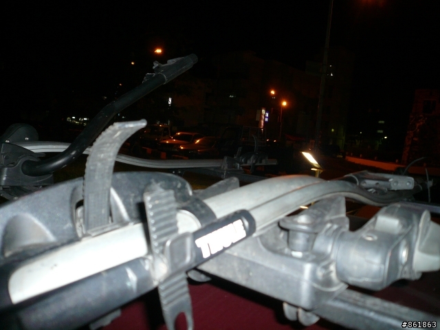 騎車....車被偷 車頂架 被破壞..