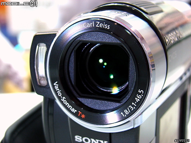 神奇的多重儲存! SONY高畫質攝影機 HDR-UX20