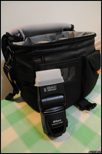 D300的好伴侶~Lowepro Stealth D300 AW入手