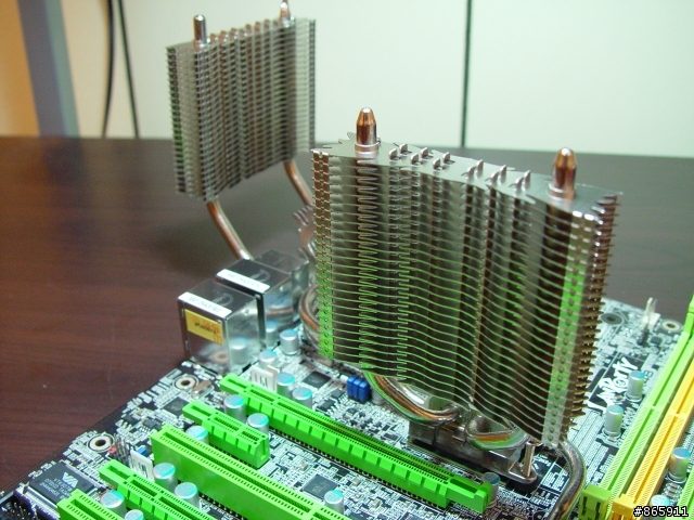 DFI UT X48-T2R與利民科技散熱套件發售前寫真~
