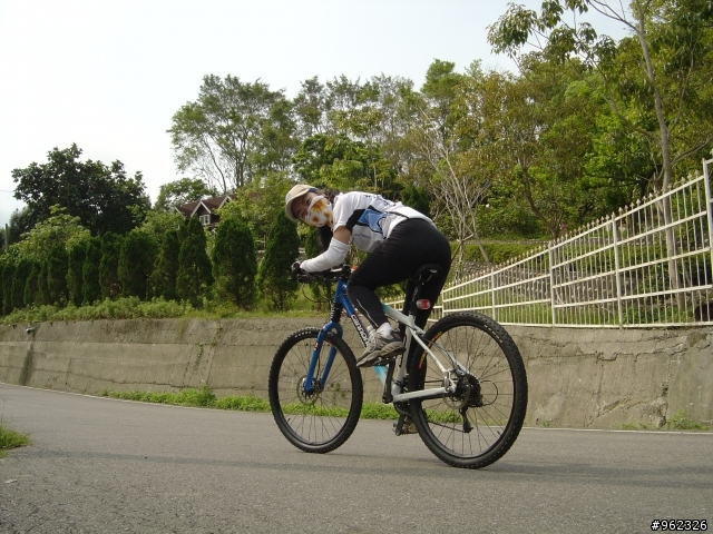 大坑休閒路線誠徵女車友