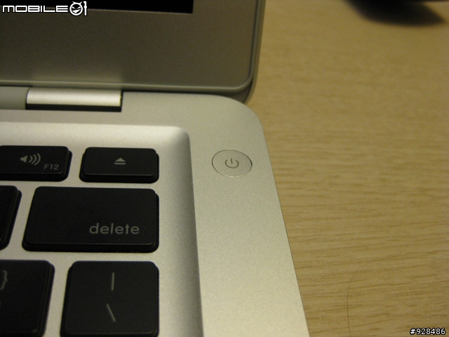 MacBook AiR 開箱