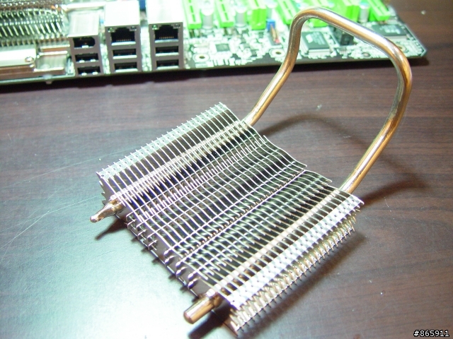 DFI UT X48-T2R與利民科技散熱套件發售前寫真~